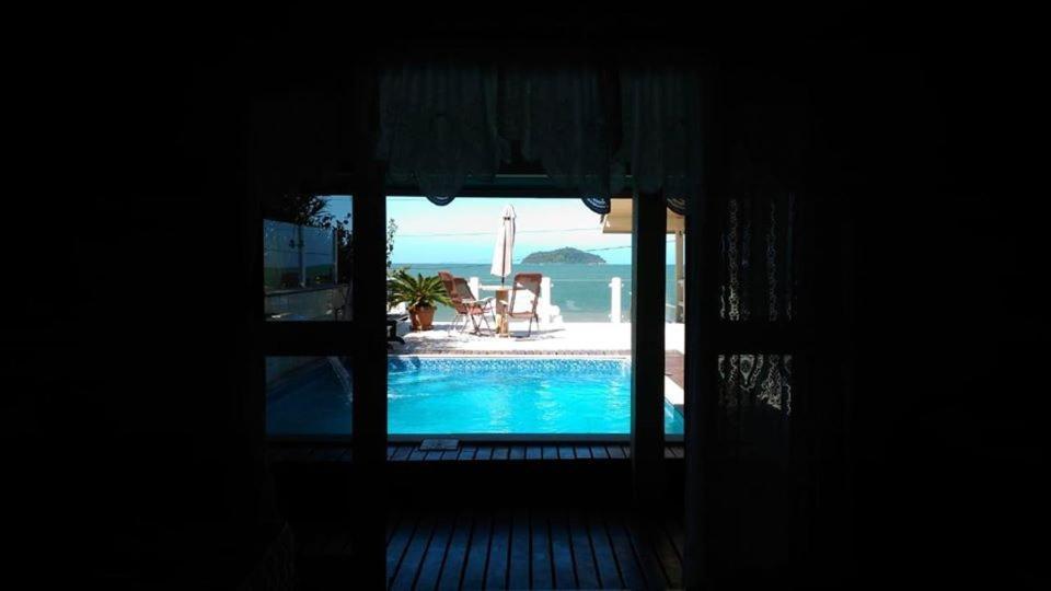Mansao Ouro Verde Vlc Frente Para O Mar Com Piscina Piçarras 외부 사진